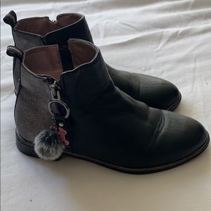Juice couture girl’s boots